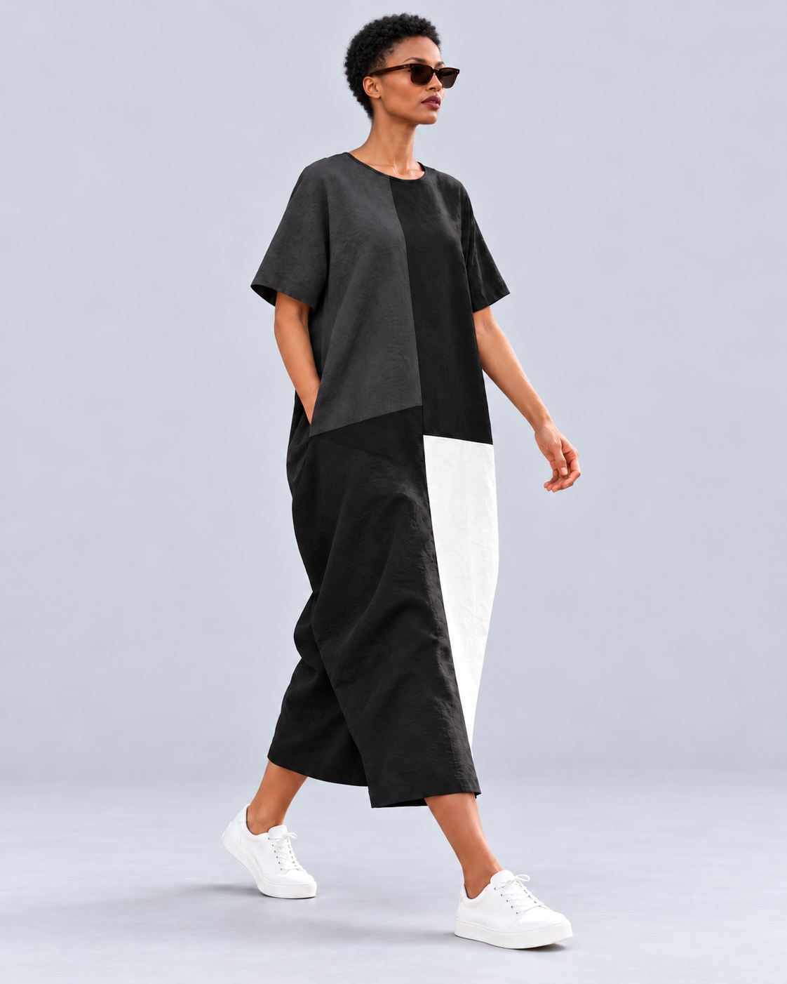 Jen Kahn Blocked Linen Dress in black, charcoal grey and white pure linen shown in motion