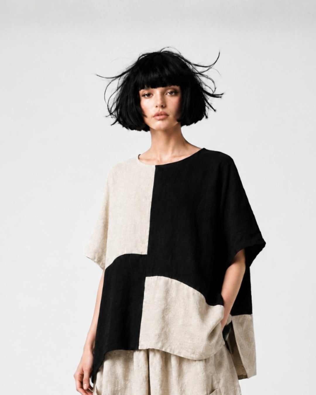 Jen Kahn Four Panel Blocked Linen Top in Natural and Black pure linen with a relaxed shape, wide neckline and contrasting panel construction