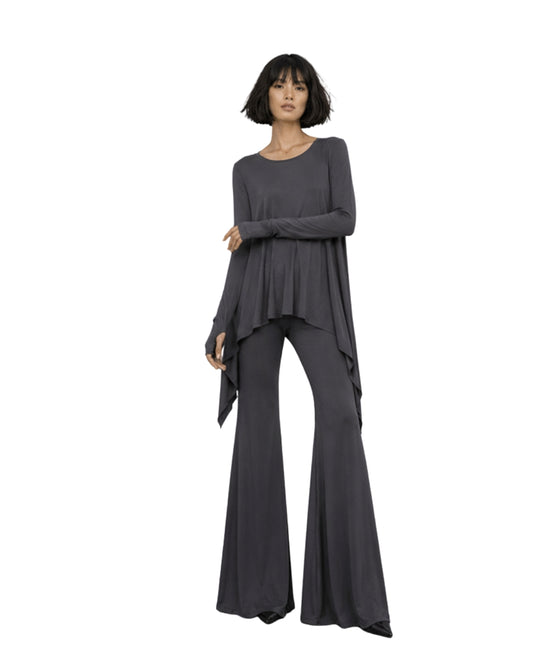 Jen Kahn jersey knit mitten top in charcoal with asymmetric hem and extended sleeves