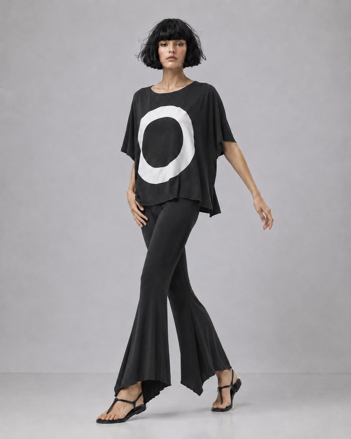 jen kahn Jersey Knit Pointed Pants in Black with a fitted upper leg, fluid flare and distinctive pointed hem, styled with the Zen Jersey Knit Top.