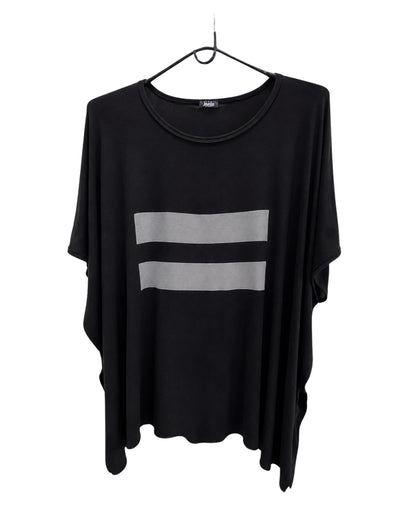Jen Kahn Linear Jersey Knit Top in Black with light grey graphic print