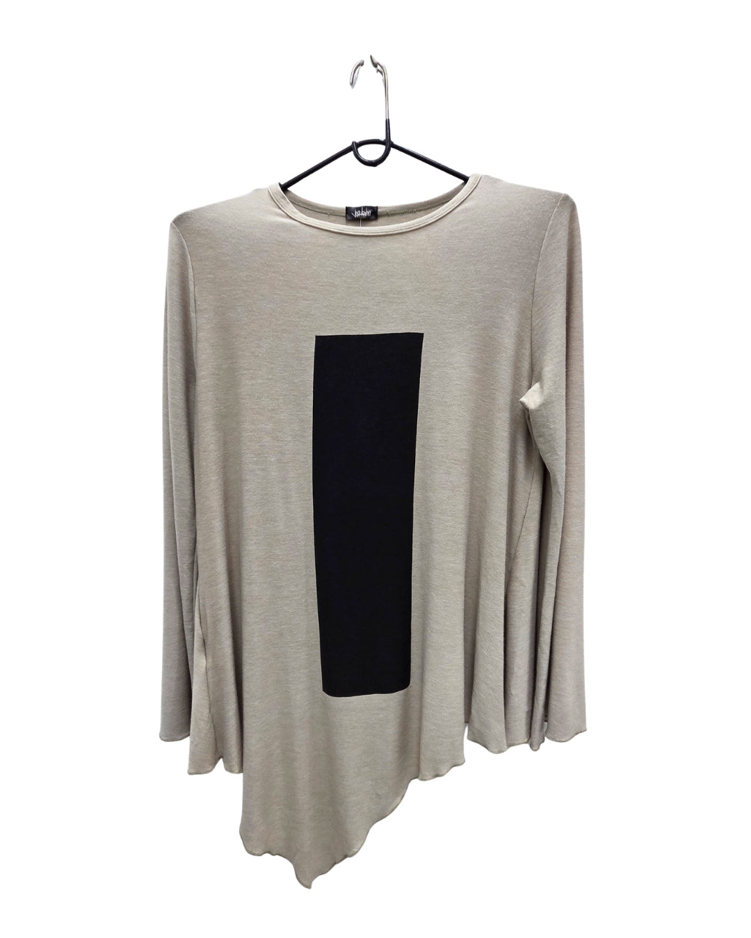 Jen Kahn stone pointed asymmetric jersey knit top with column print