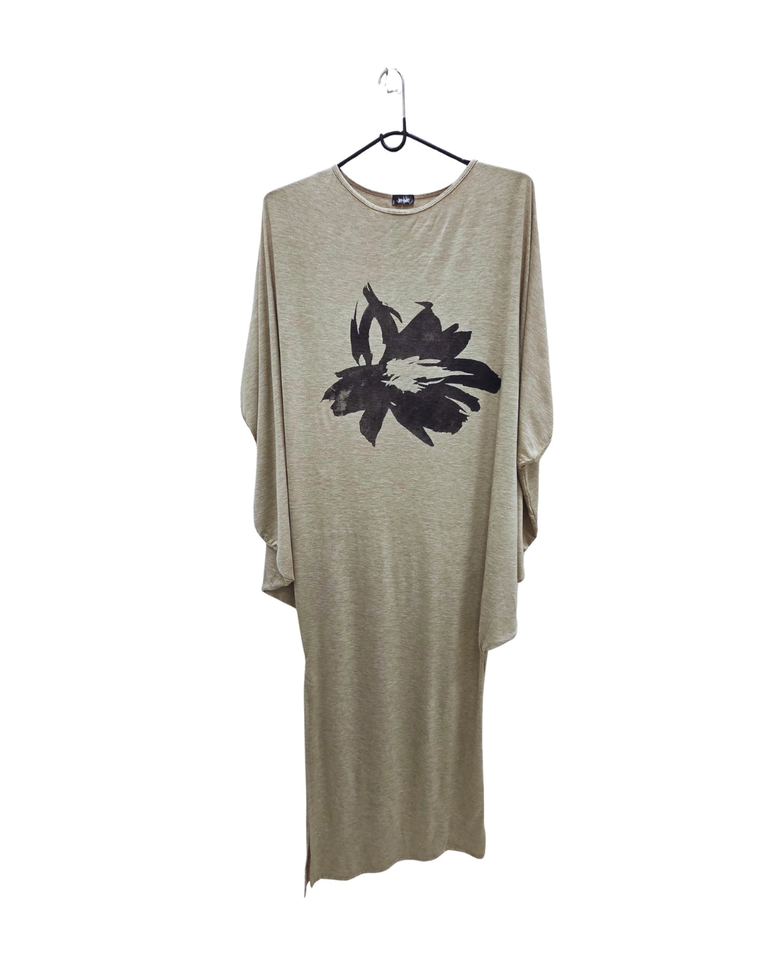 Jen Kahn printed batwing jersey dress in sand with black front print
