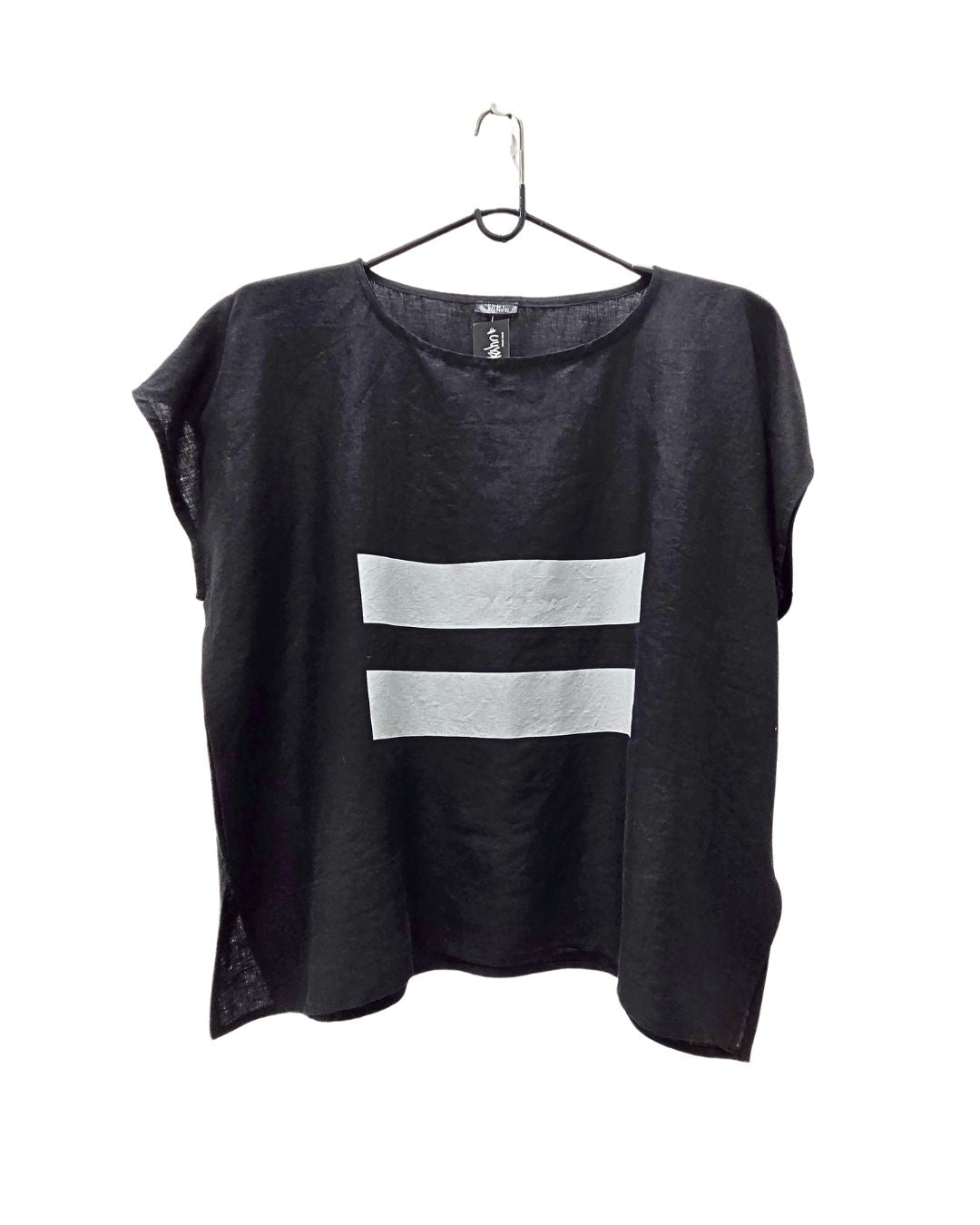 jen kahn Linear Linen Top in Black – relaxed pure linen top with contrast print