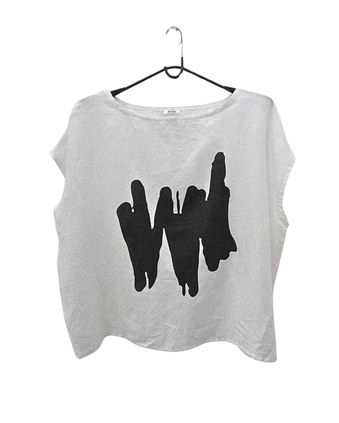 jen kahn Shadow Print Linen Top in White – relaxed pure linen top with graphic shadow print